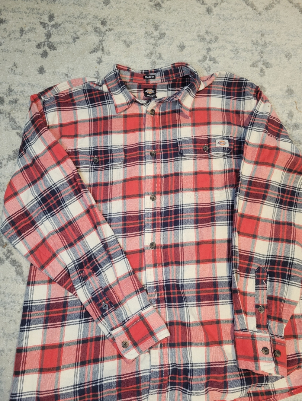 Dickies Red and Navy Plaid Button-Down Shirt Size Large